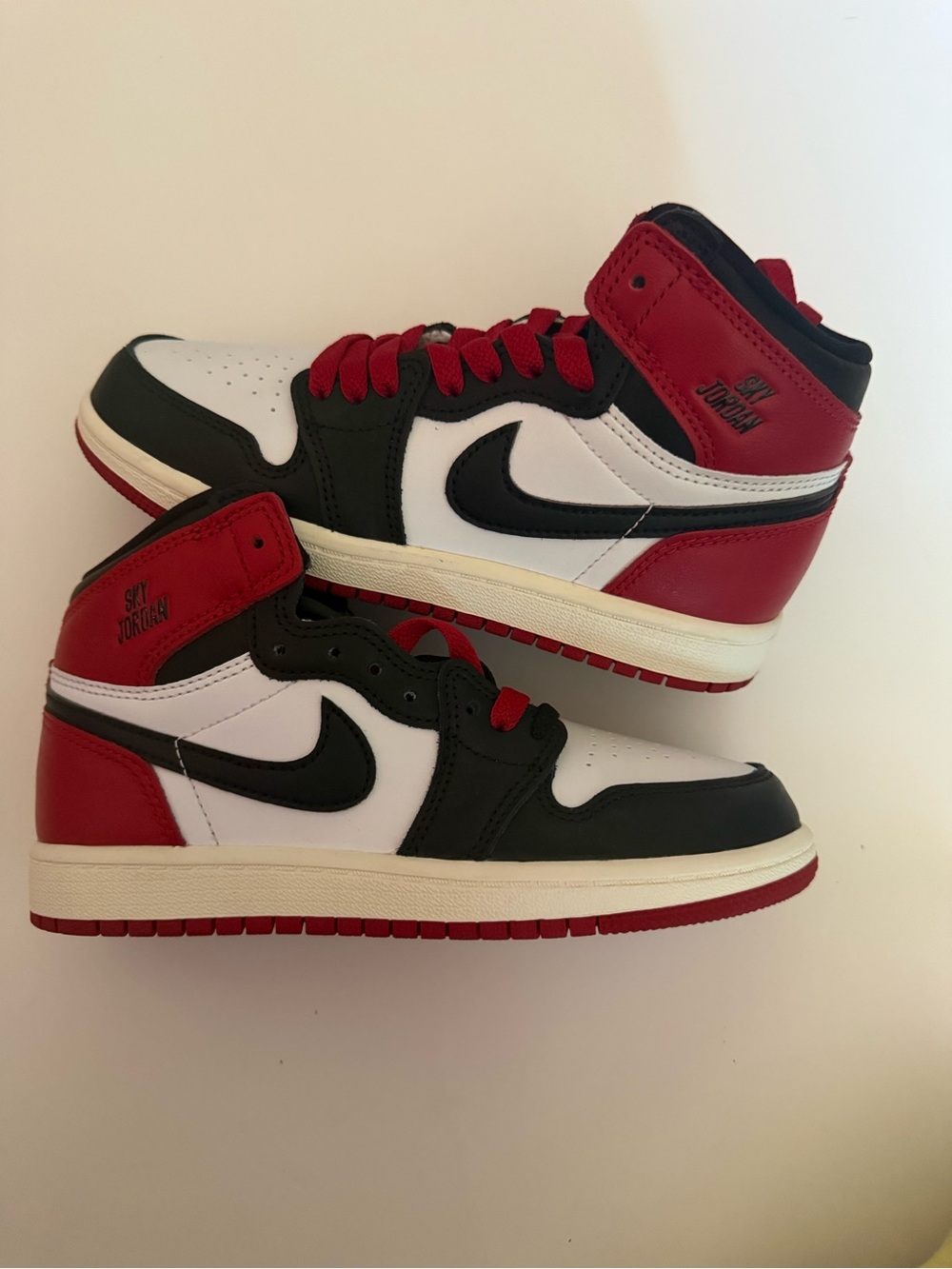 Kids Jordan 1 Retro High OG